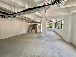 Beach Road (D7), Shop House #485025401